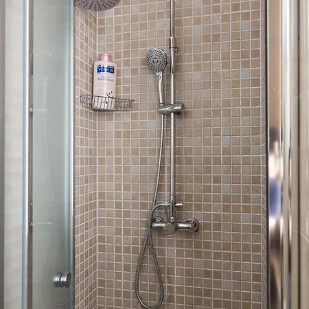 Nocleg ze śniadaniem House 3*